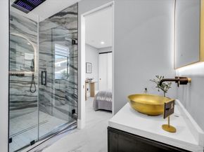 18802 Saginaw Dr, Irvine CA 92603