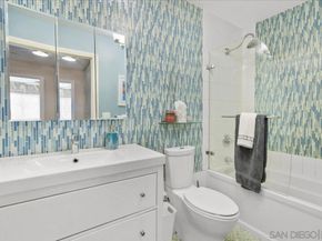 13754 Mango Drive 123, Del Mar CA 92014