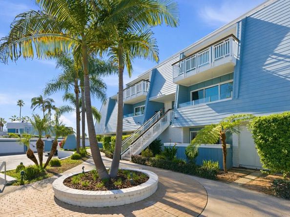 22 Montego Ct, Coronado CA 92118