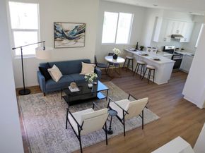 463 Creekside Circle, San Diego CA 92114