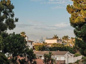 4652 Don Lorenzo Dr A, Los Angeles CA 90008