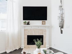 4652 Don Lorenzo Dr A, Los Angeles CA 90008