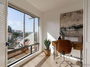 2606 Galicia Way, Carlsbad CA 92009