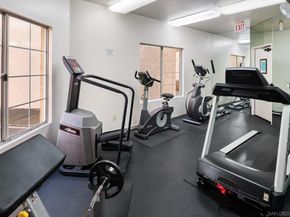 580 Camino de la Reina 321, San Diego CA 92108