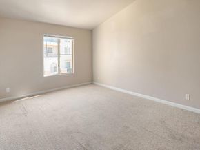 580 Camino de la Reina 321, San Diego CA 92108