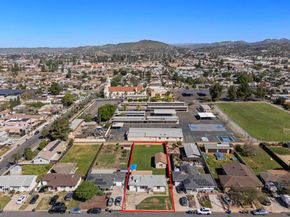 1194 Andover Rd, El Cajon CA 92019