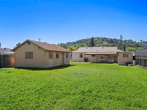 1194 Andover Rd, El Cajon CA 92019