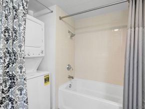 875 G St 512, San Diego CA 92101