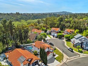 4903 Via Cinta, San Diego CA 92122