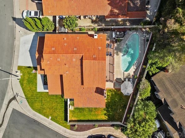 4903 Via Cinta, San Diego CA 92122