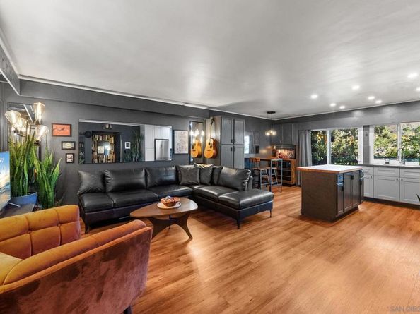 7838 Cowles Mountain Ct C33, San Diego CA 92119