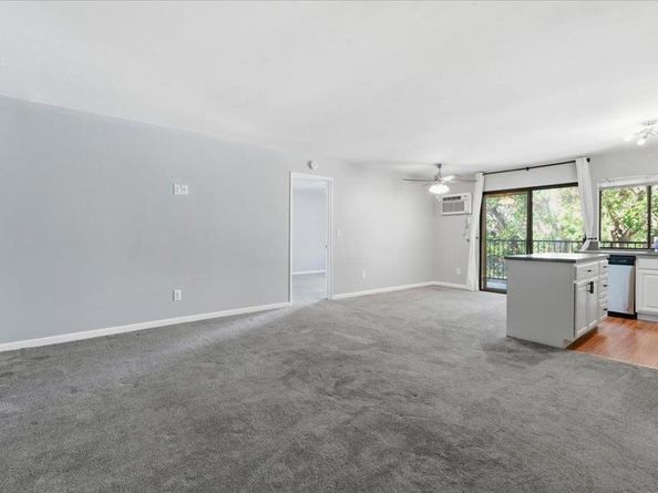 7855 Cowles Mountain Ct. A15, San Diego CA 92119