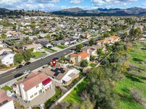 12709 Oak Knoll Rd, Poway CA 92064