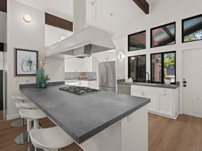 1653 El Paso Real, La Jolla CA 92037