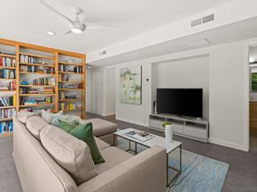 1653 El Paso Real, La Jolla CA 92037