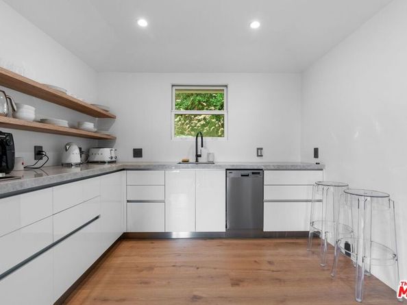 8501 Hedges Place, Los Angeles CA 90069