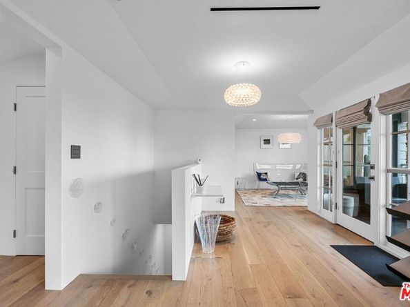 8501 Hedges Place, Los Angeles CA 90069