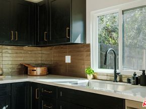 19777 Grand View Drive, Topanga CA 90290