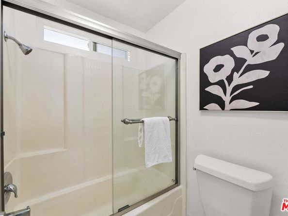 1885 Veteran Avenue 103, Los Angeles CA 90025