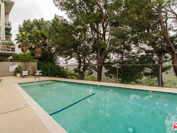 2345 Roscomare Road 303, Los Angeles CA 90077