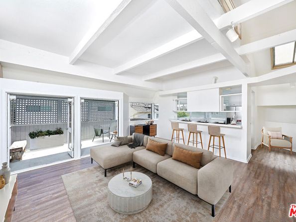 253 Fairview Street, Laguna Beach CA 92651