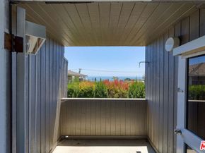 253 Fairview Street, Laguna Beach CA 92651