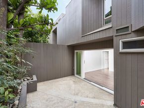 253 Fairview Street, Laguna Beach CA 92651