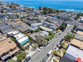 253 Fairview Street, Laguna Beach CA 92651