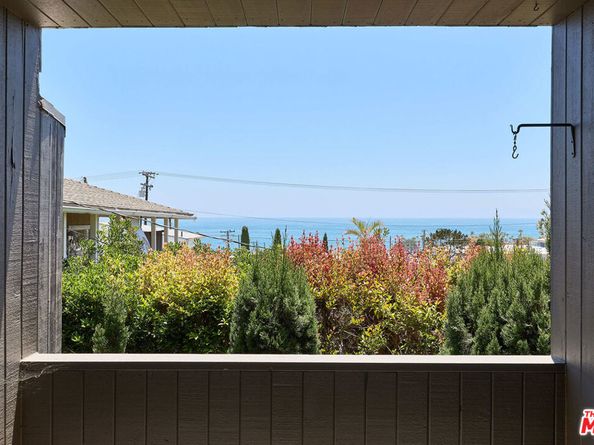 253 Fairview Street, Laguna Beach CA 92651