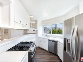 253 Fairview Street, Laguna Beach CA 92651