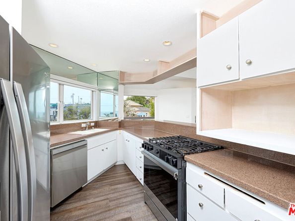 253 Fairview Street, Laguna Beach CA 92651