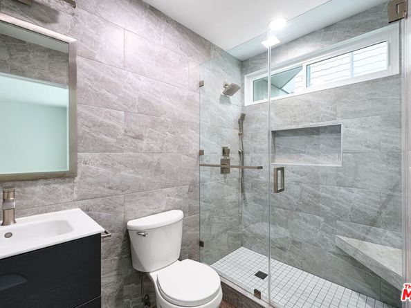 253 Fairview Street, Laguna Beach CA 92651