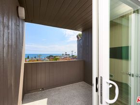 253 Fairview Street, Laguna Beach CA 92651