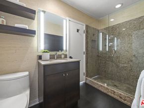 3 Latimer Road, Santa Monica CA 90402