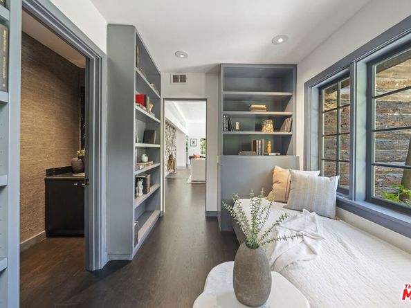 3 Latimer Road, Santa Monica CA 90402