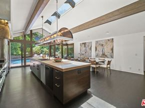 3 Latimer Road, Santa Monica CA 90402