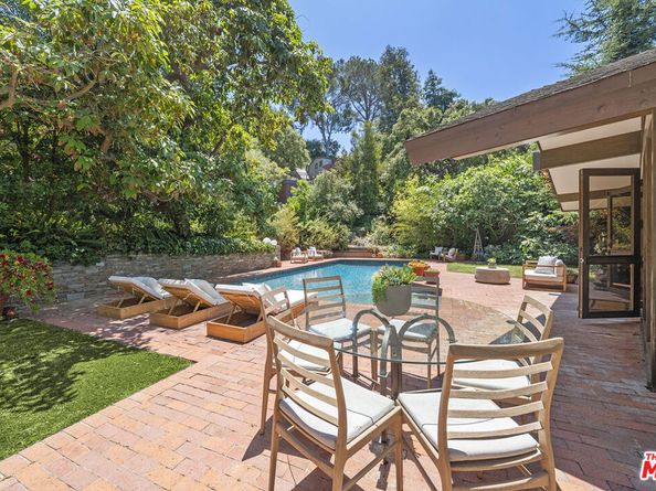 3 Latimer Road, Santa Monica CA 90402