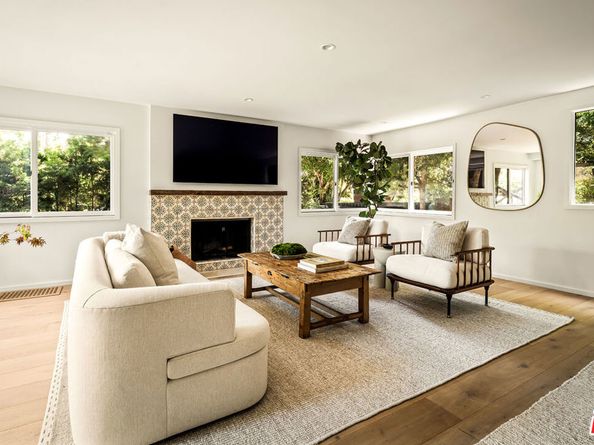 327 E Rustic Road, Santa Monica CA 90402