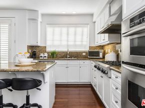 6021 Dawn 12, Playa Vista CA 90094