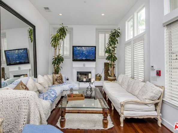 6021 Dawn 12, Playa Vista CA 90094