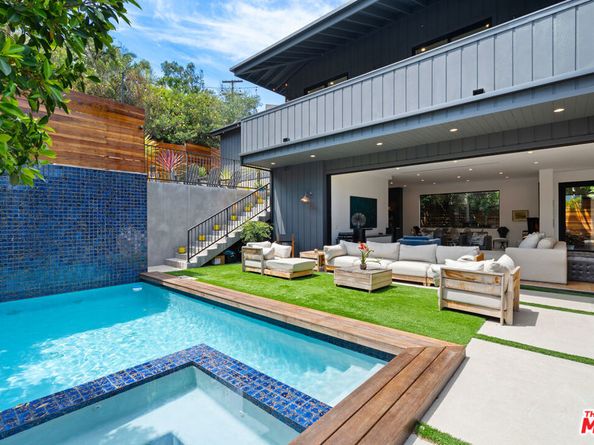 1919 Pinehurst Road, Los Angeles CA 90068