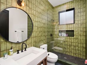 1919 Pinehurst Road, Los Angeles CA 90068