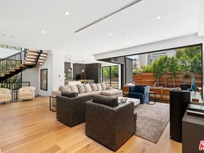 1919 Pinehurst Road, Los Angeles CA 90068