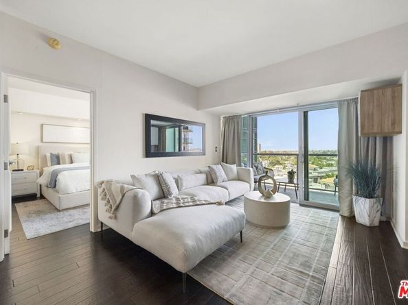 13700 Marina Pointe Drive 809, Marina Del Rey CA 90292