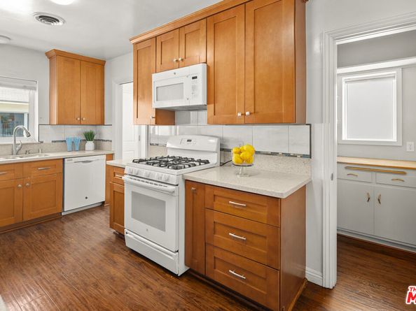 1730 N Berendo Street, Los Angeles CA 90027