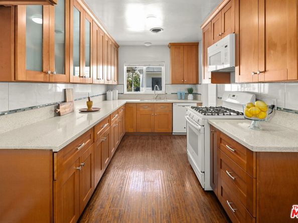 1730 N Berendo Street, Los Angeles CA 90027