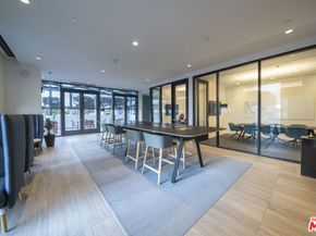 1100 S Grand Avenue A703, Los Angeles CA 90015