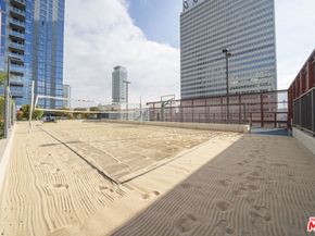 1100 S Grand Avenue A703, Los Angeles CA 90015