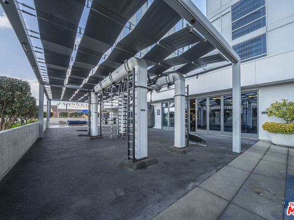 1100 S Grand Avenue A703, Los Angeles CA 90015