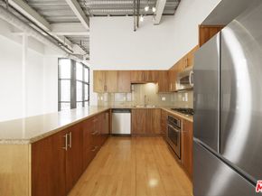 1100 S Grand Avenue A703, Los Angeles CA 90015